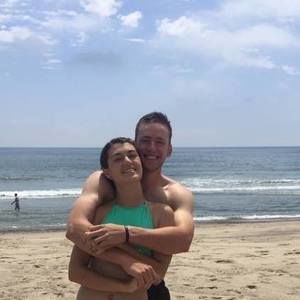 Meet your Posher, Dani